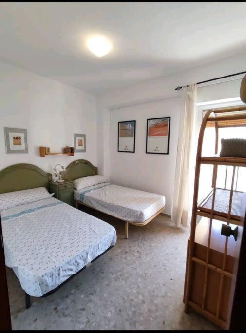 Ferienwohnung Amplio Piso Con Terraza A 50 M De Playa Miramar Exterior foto