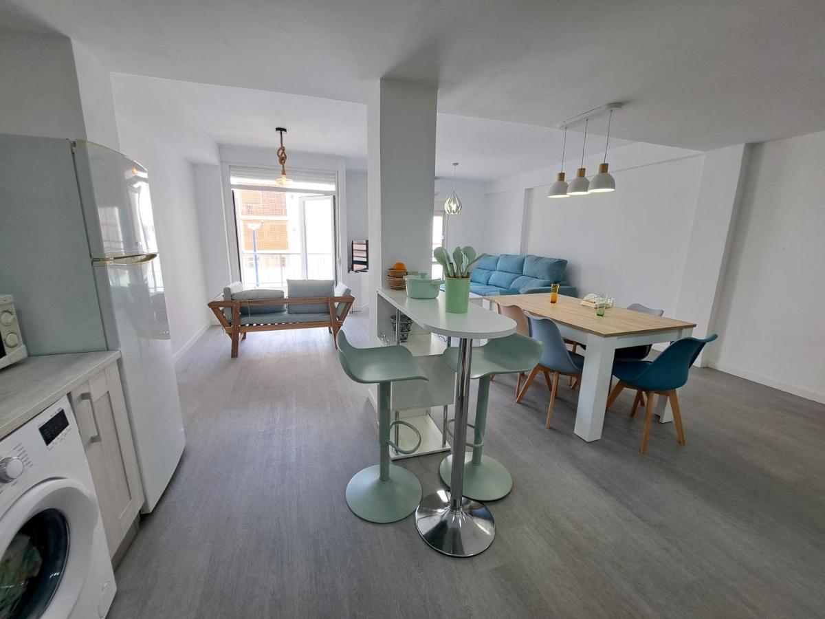 Ferienwohnung Amplio Piso Con Terraza A 50 M De Playa Miramar Exterior foto